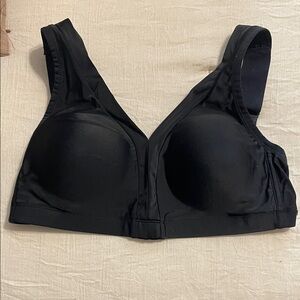Breezies Elegant Black Bra